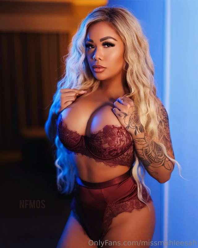 Waiting for you like..😈
