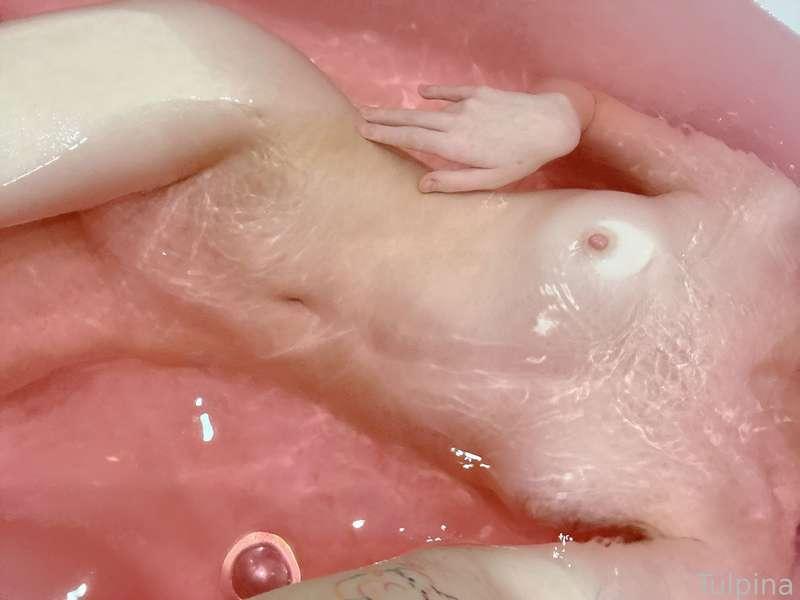 this bath is so relaxing, it would be great to relax in it with you 🫧

#fyp #cute #sexy #naked #tits #bcup #bath #girlnextdoor
