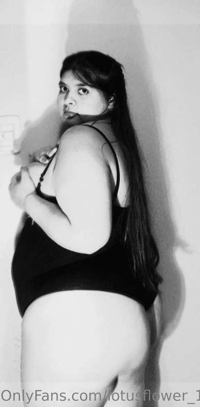 happy Sunday Day to relax if you want honey I can make you f..