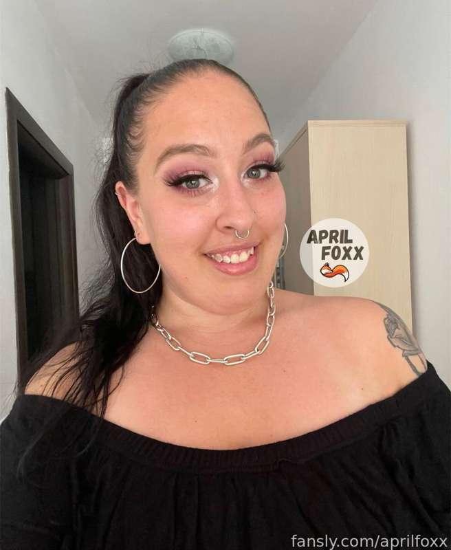 I need a good fucking can you help 🥺🥺