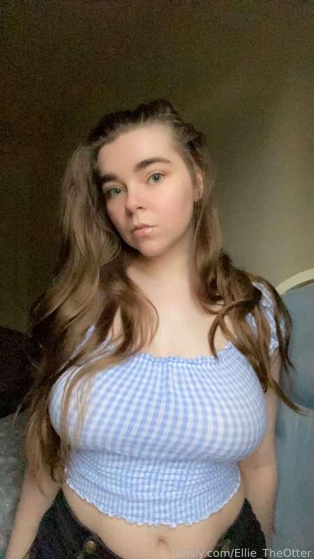ellie_theotter image #1