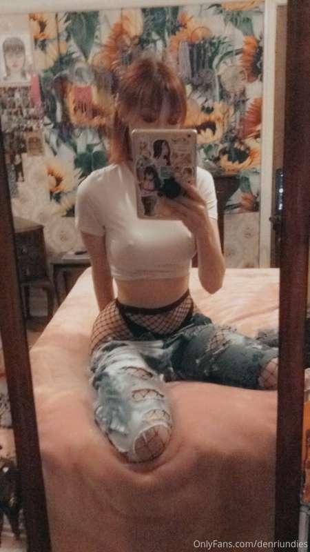 LOOK AT THE SIZE OF THAT BUTT!!!!!!