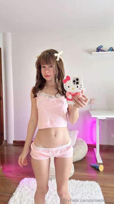 Hello kitty fan 😘