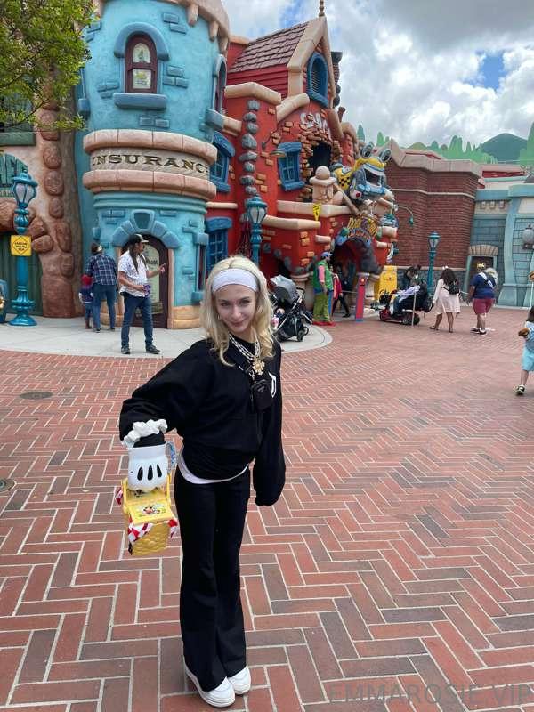 Will you take me to Disney ?