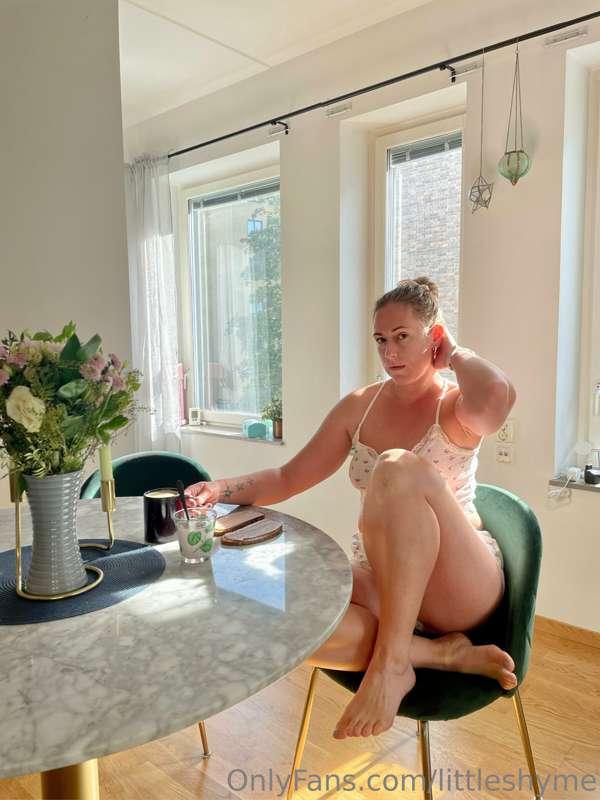 What is a must have for you on the breakfast table?
For me i..