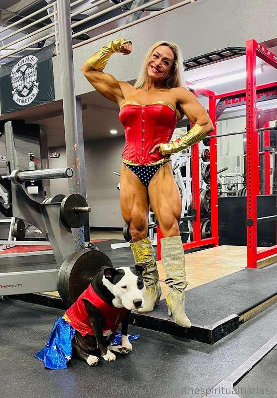 I have a little Wonder Woman coming to ur DMz tonight💪💪💪