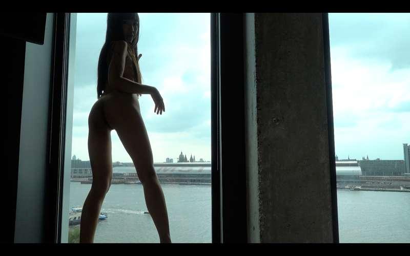 Booty in your face, tits on public window