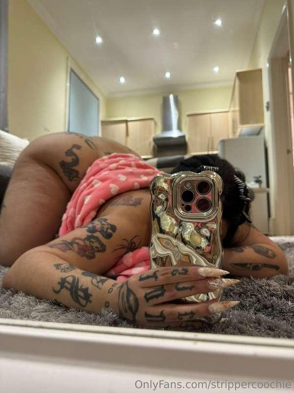 Care to join me for some fun? 🙈💦