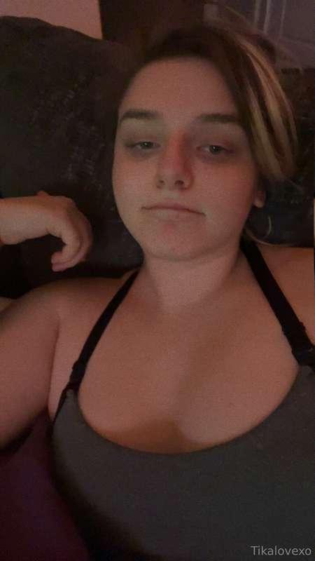 Check your dm if you like tittie pics ❤️💋