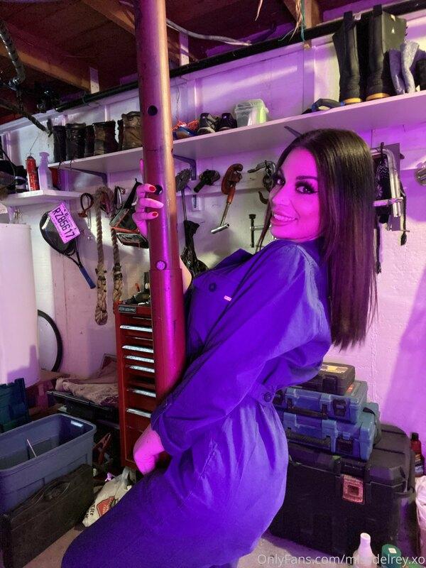 So i’m rebranding myself as a sexy welder 😈💥 daddy teached m..