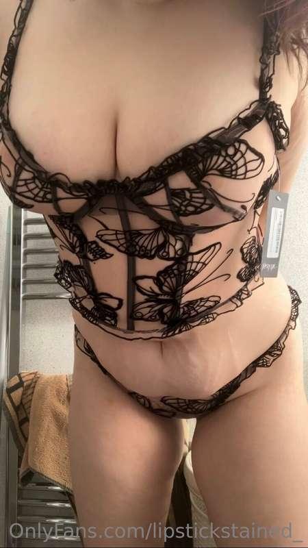 lipstickstained_ image #1