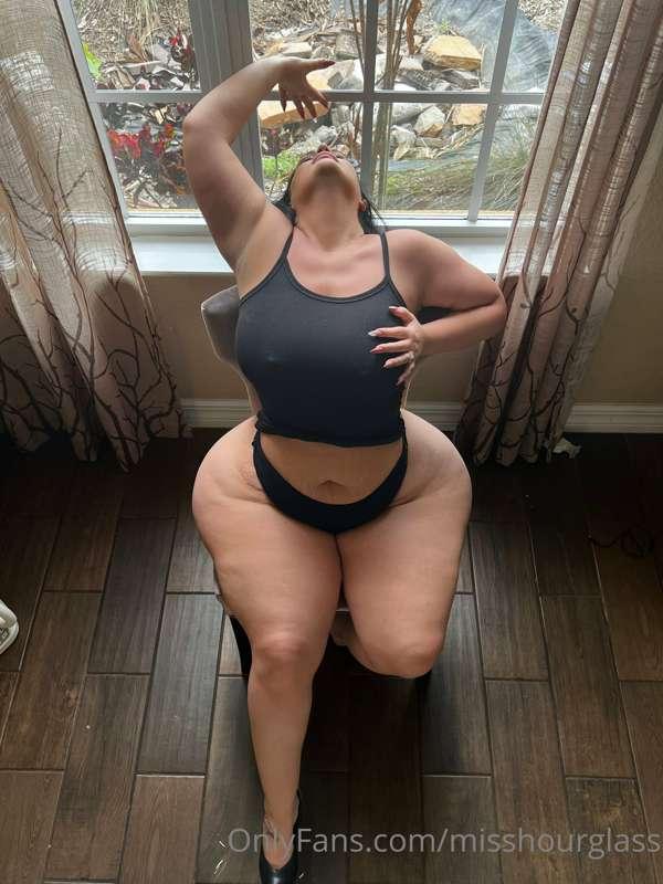 misshourglass image #3