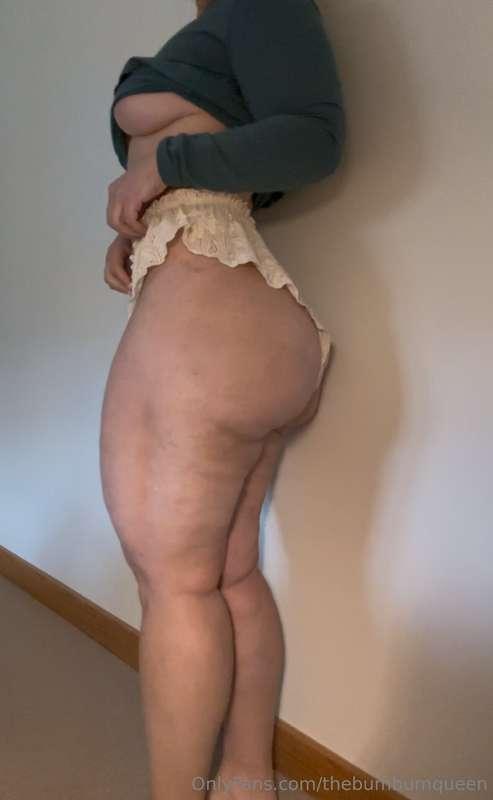 thebumbumqueen image #0
