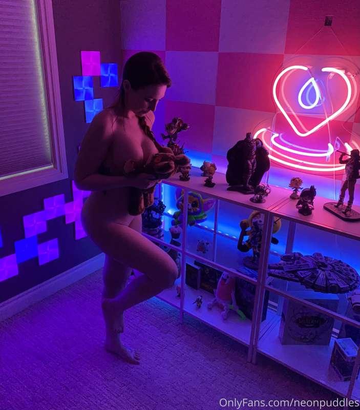 Oops I’m naked. And my tits are huge. Should I move the tedd..