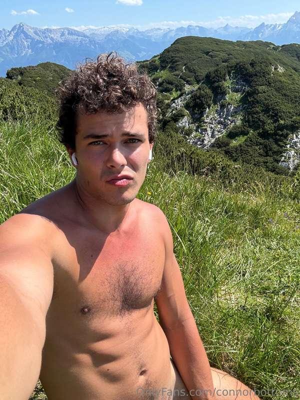 connorbottoms image #3