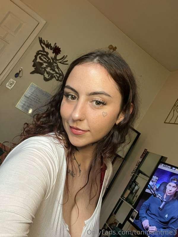Hi loveee I hope your day is going well 💕 if you’ve got any ..