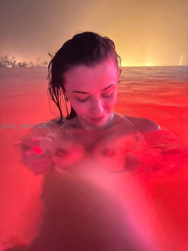 juicy_jane_uk image #0