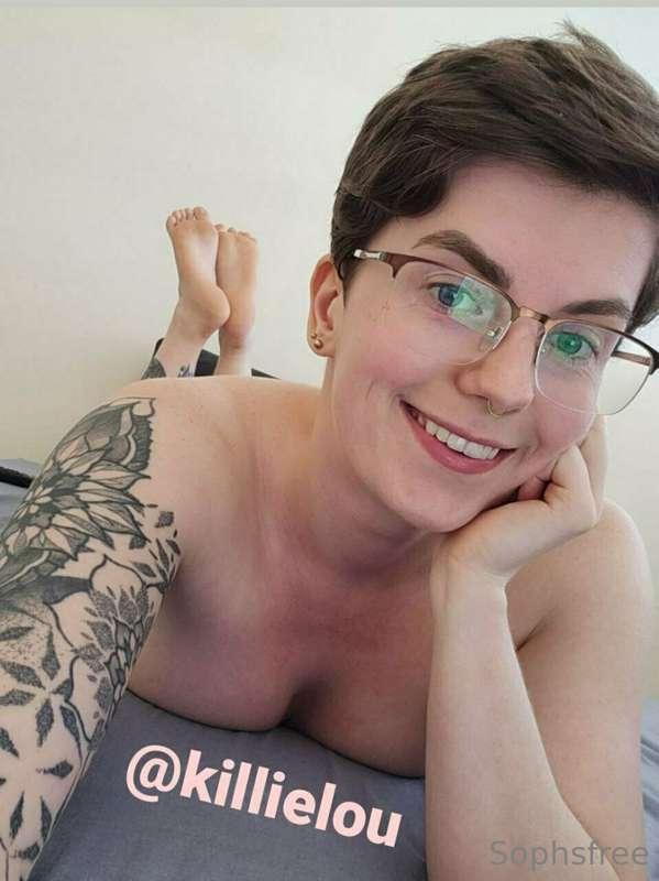 (24h) @killielou LOVES to sext... while moaning your name! H..