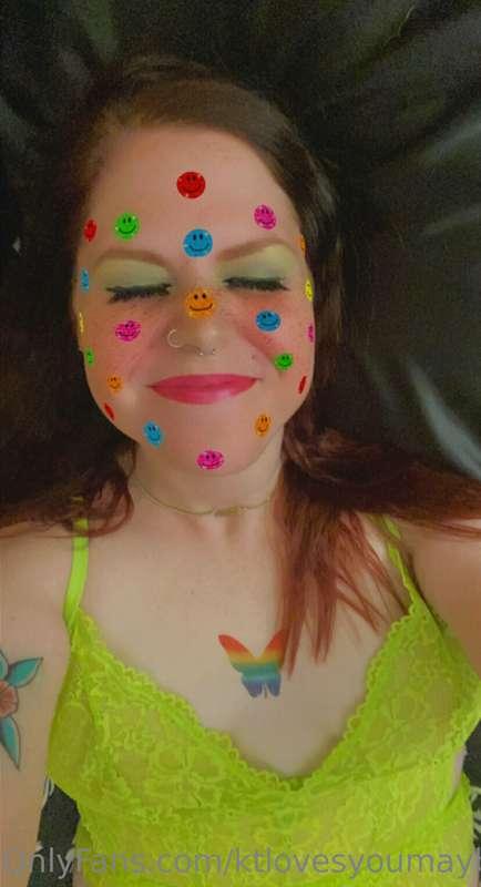 Loving this amazing spring weather 🌷☀️🍃 
Who wants to go out..