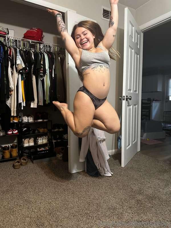 HAPPY NEW YEAR🥳😻🥰