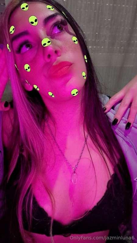 I was making a quick strip tease but ended up playing with m..