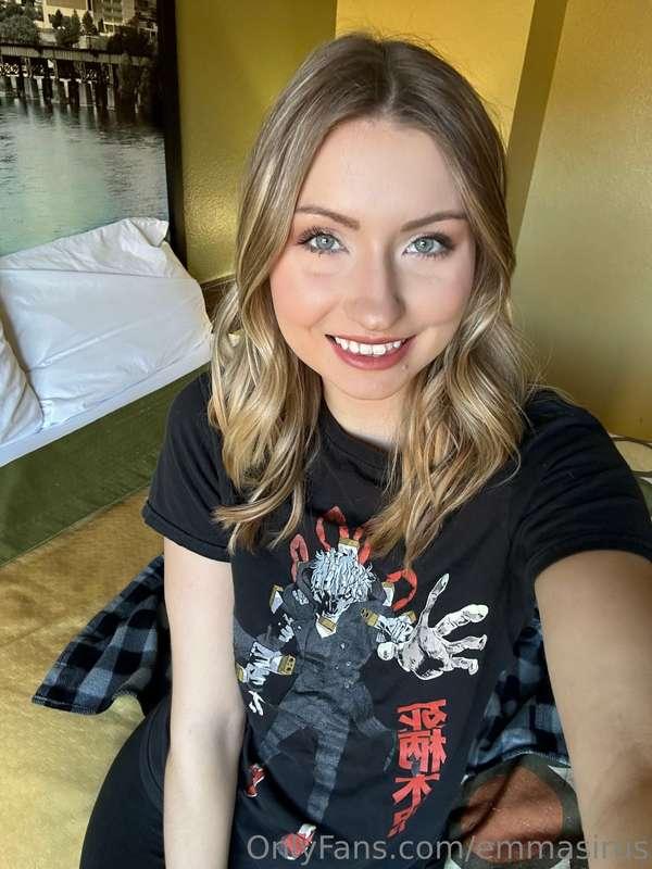 Happy Thursday! We’re almost to the weekend! 🥰