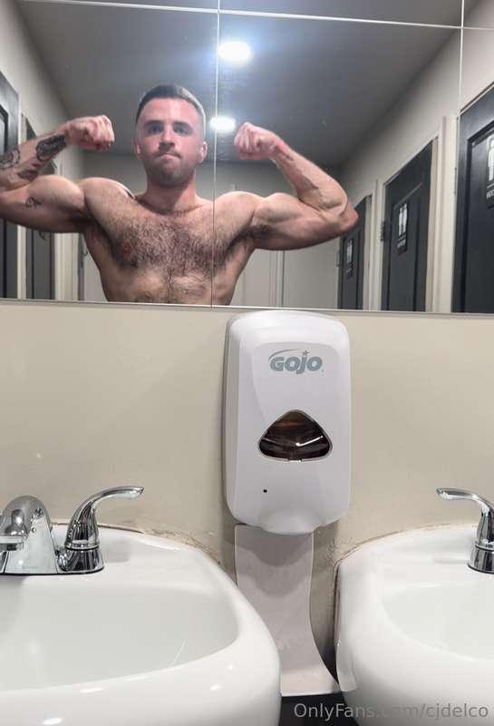 Sweaty flex
