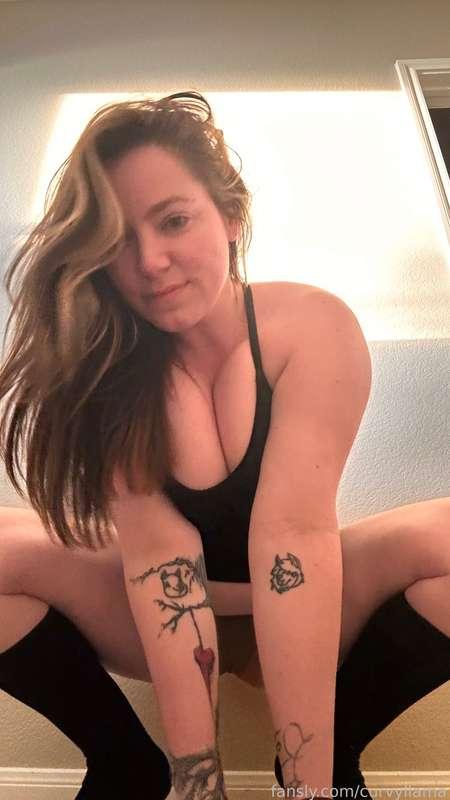 curvyllama image #11