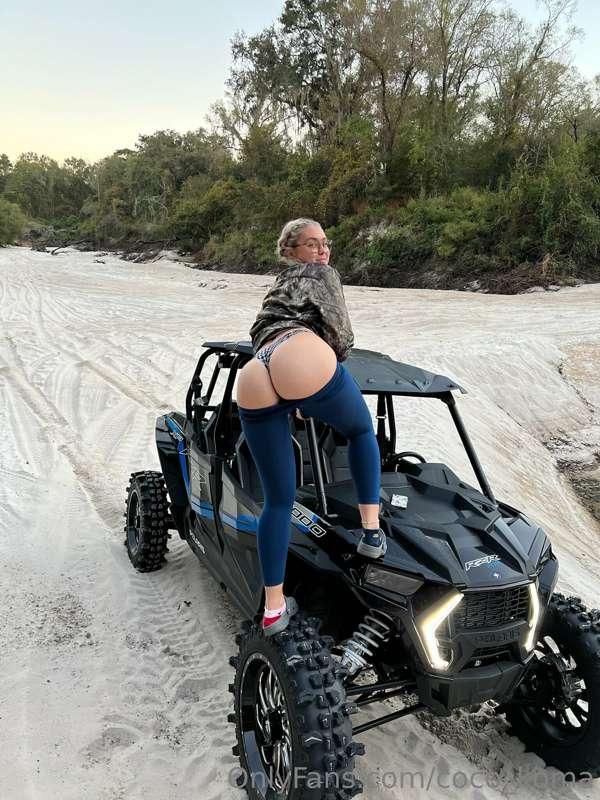 hop in 🤪