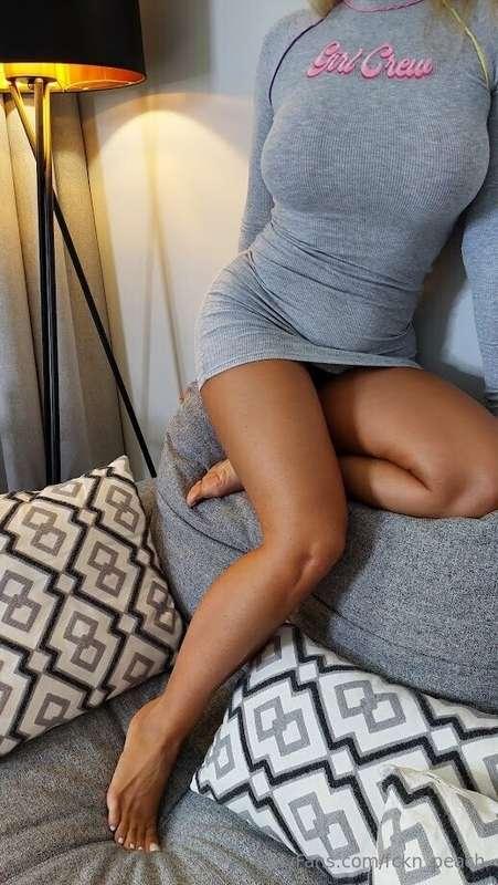 which one would you choose to go shopping some groceries?