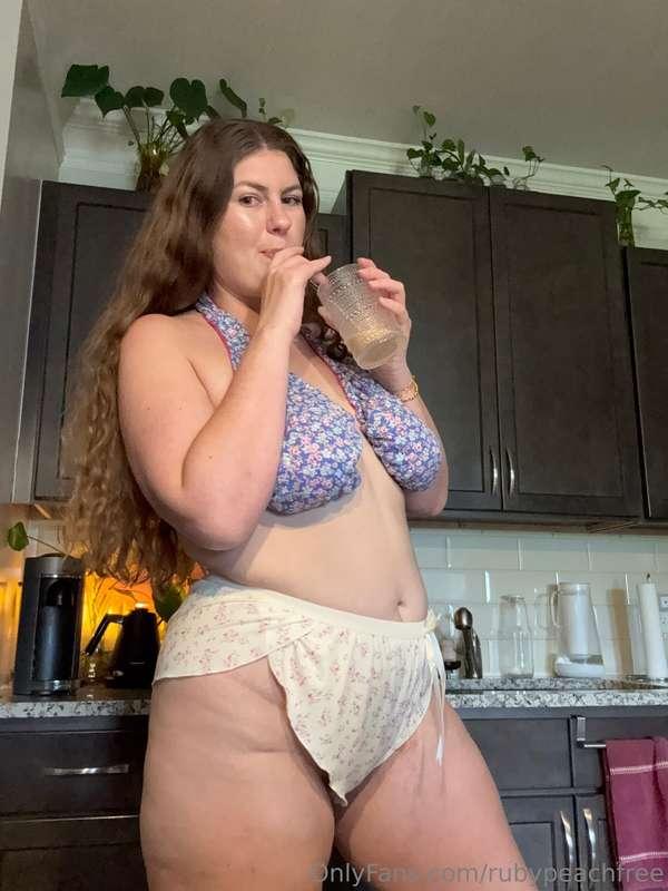 Drink's good, but you know what's even better? My HOT conten..