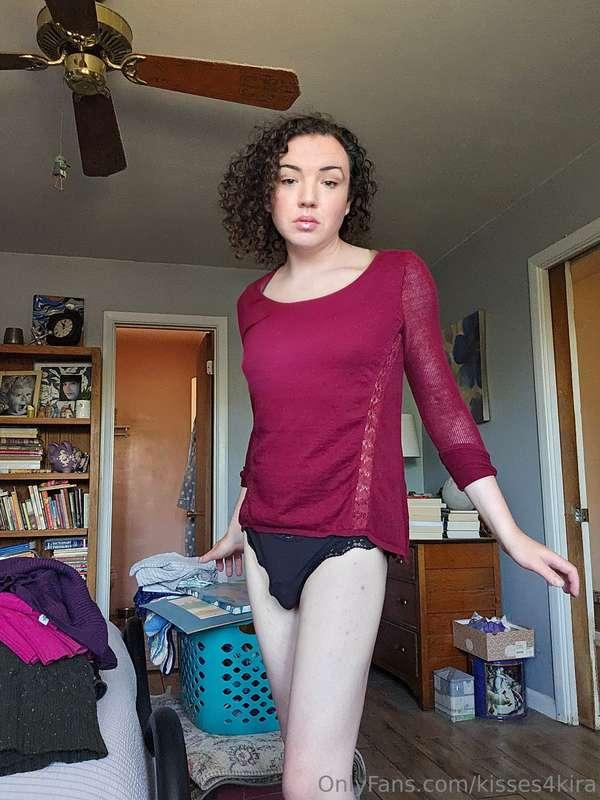 Just a cutie in a red top and pink cage 💕