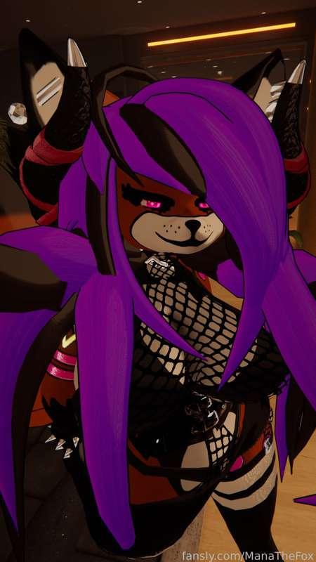 manathefox image #3