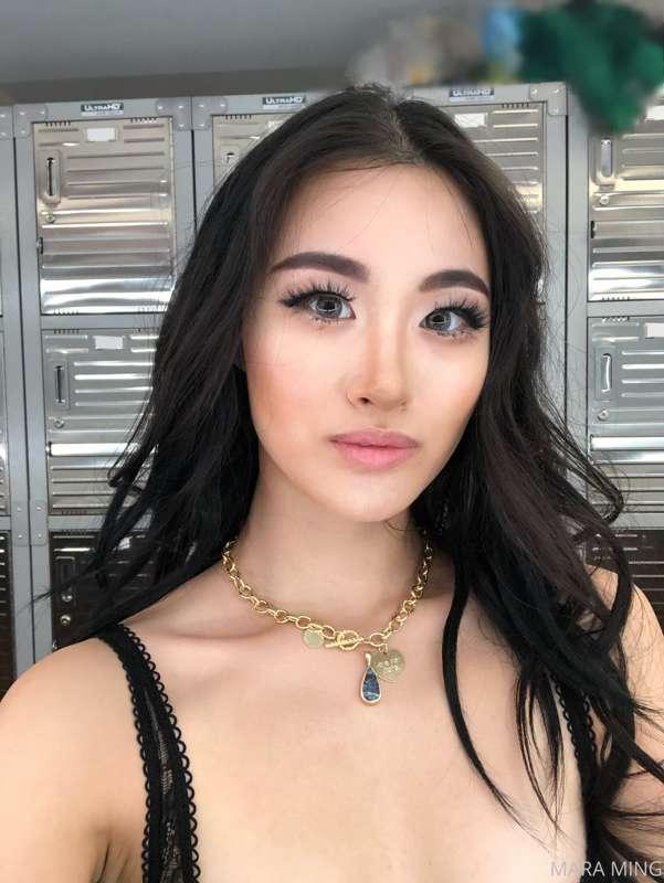 Wallpaper me
