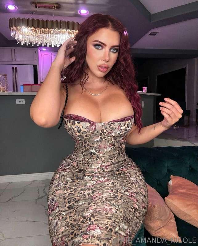 Will you help me slip out of this dress 😏