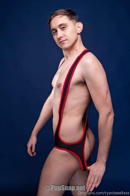 Happy Hoe-Hoe-Hoelidays everyone! Hope everyone celebrates i..