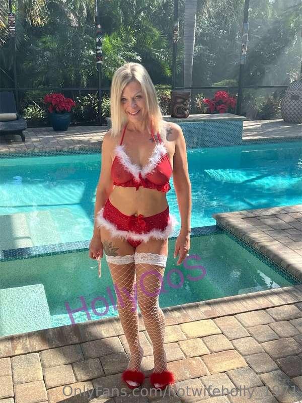 Here’s some pics of me so you can show Santa what you want f..