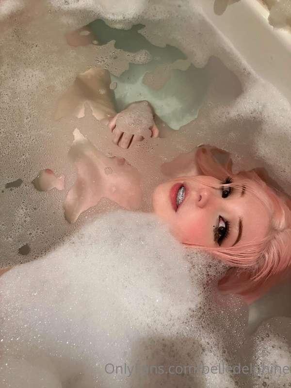 belledelphine image #1