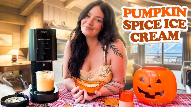 Making Pumpkin Spice Ice Cream🍦Testing my new Ninja Creami w..