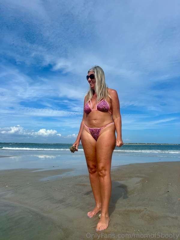 momof5booty image #4