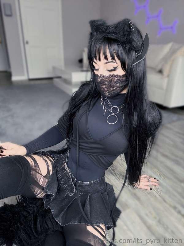 Too much clothes? I agree DM me.