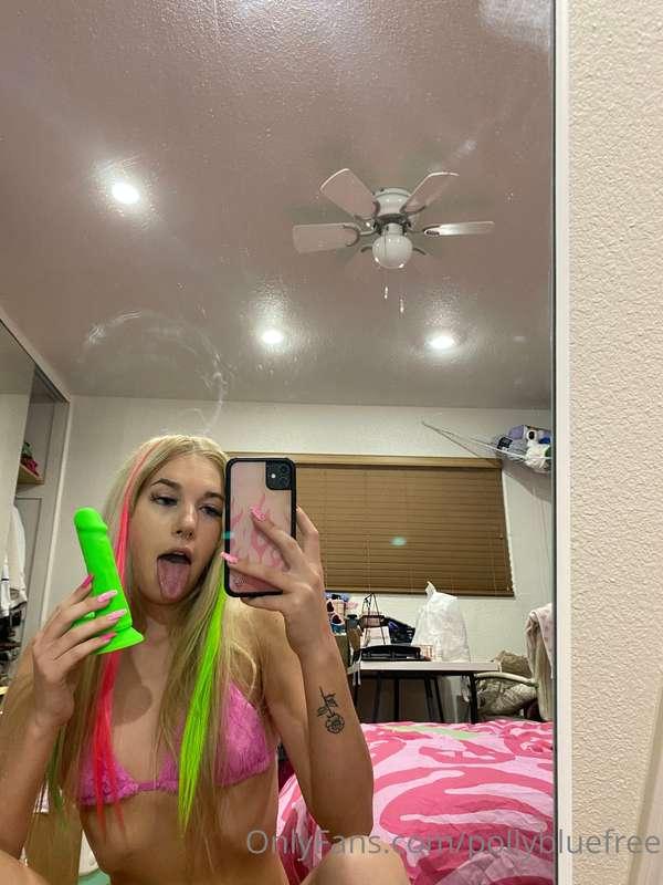 lol you can see the dildo print on my mirror  and you can se..