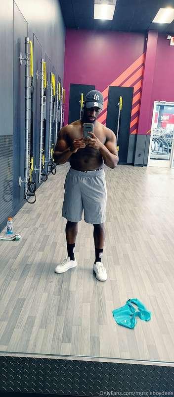 Gym vibes🔥🥵