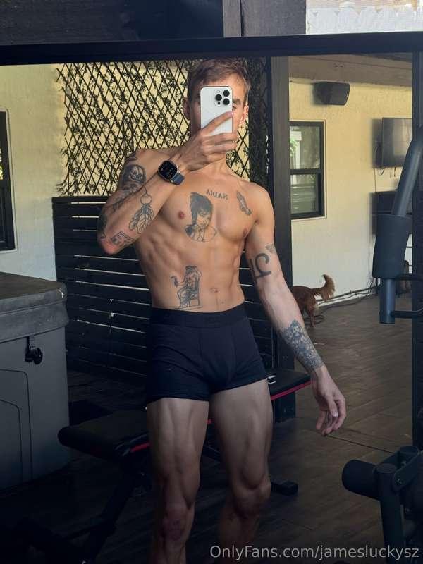 imagine these abs pushing into you while you beg