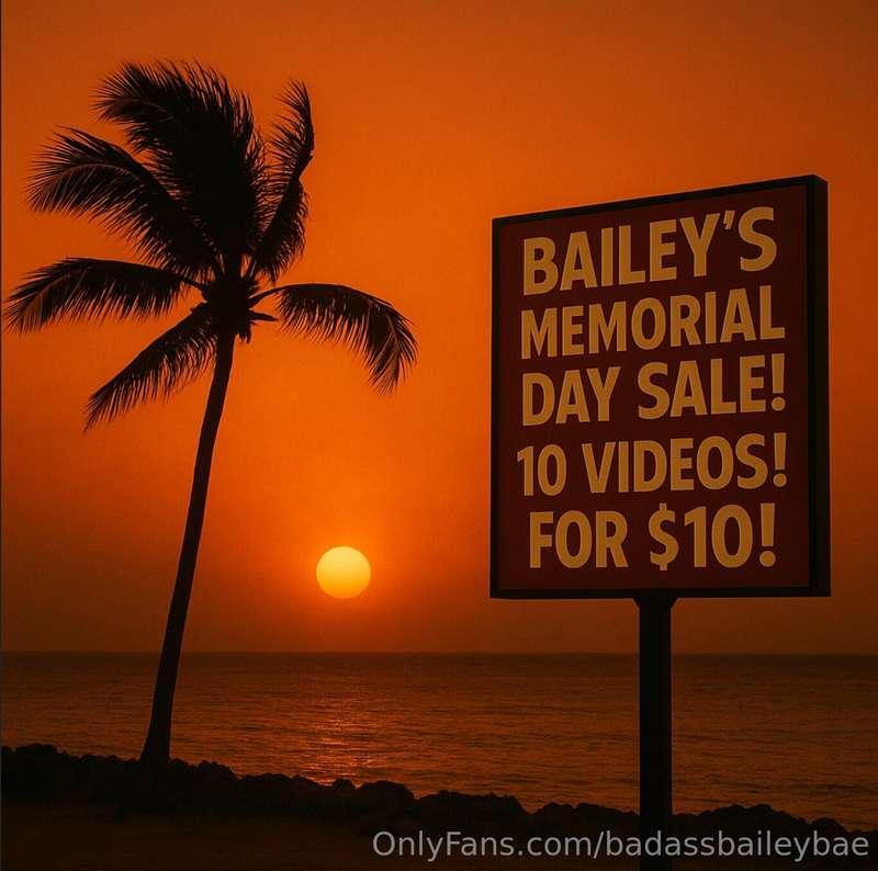 Check your DM's 😜In one hour my Memorial Day Sale will be se..