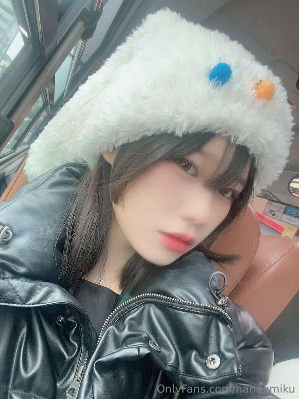 do you like my hat? :3
