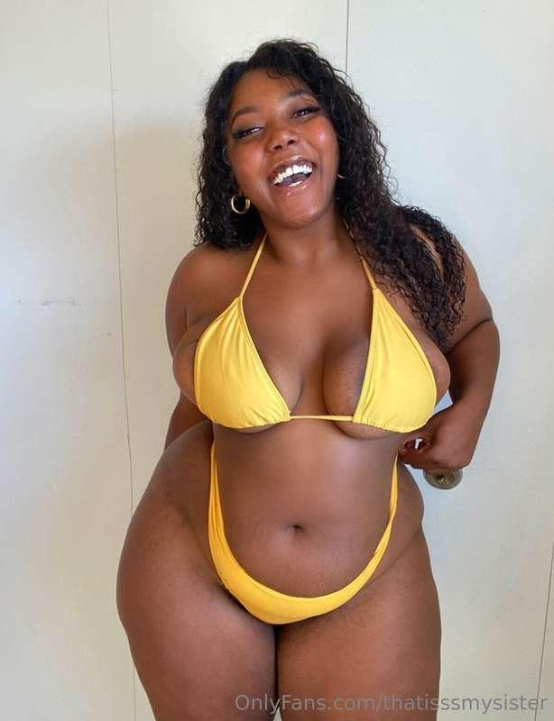 Make sure you get a bbw in your life this 2025 ✨💕