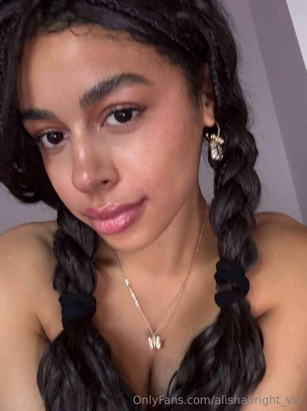 True perfection in an angel's body 🥰🥰