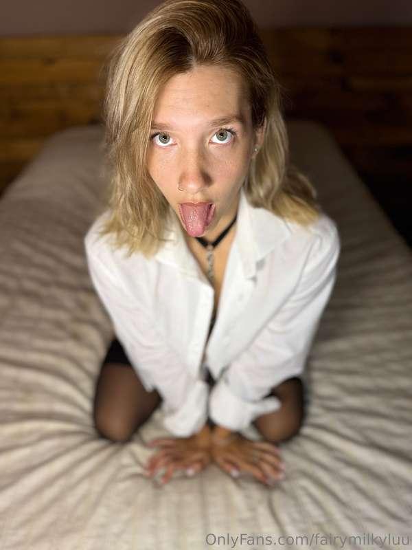 Will you make me a cum slut? Cover my whole face? And then u..
