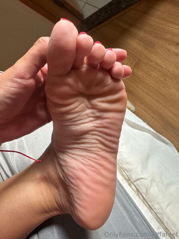 I want you to worship my soles. Licking from my hells to my ..